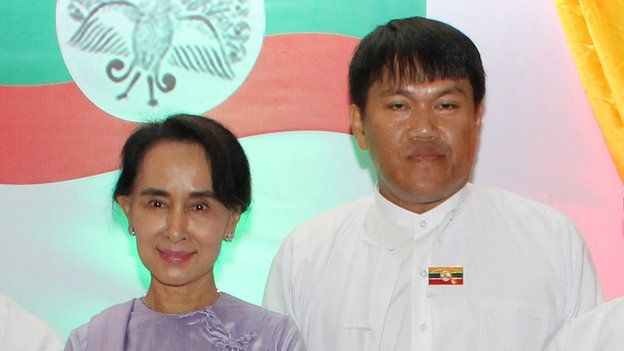 Aung Naing (right) with Burmese opposition leader Aung San Suu Kyi