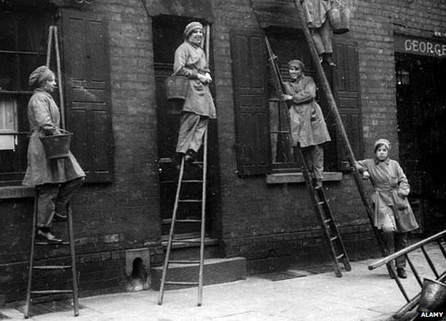 Female window cleaners