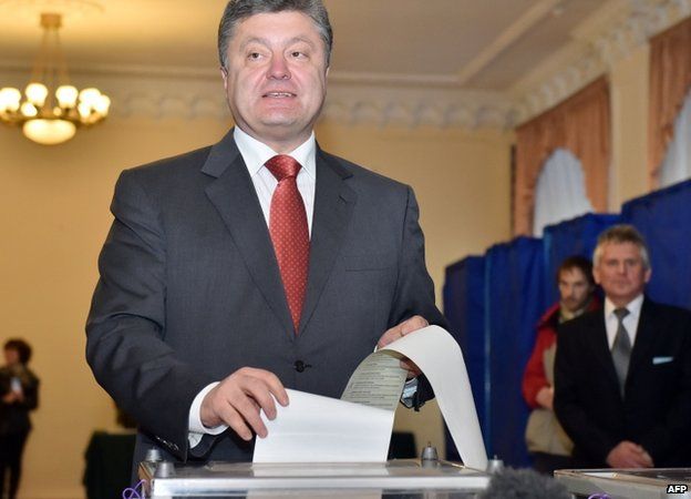 President Poroshenko votes - 26 October