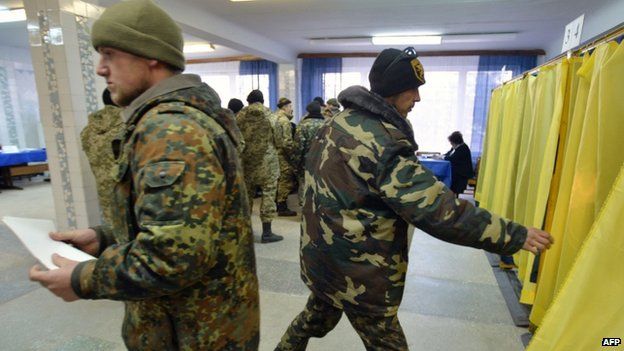 Ukrainian servicemen vote in Kramatorsk, Donetsk region - 26 October