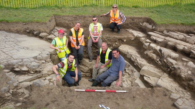 The team of archaeologists and volunteers at Tlachtga