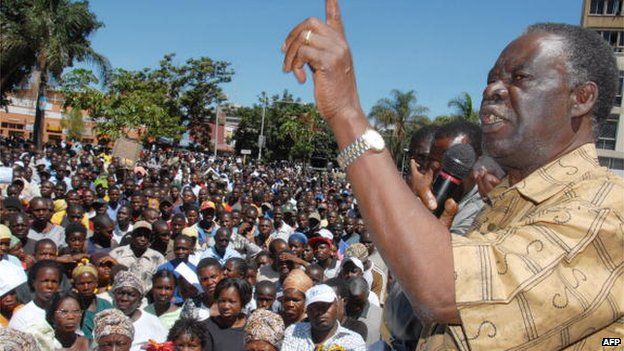 Obituary: President Michael Sata, Zambia's 'King Cobra' - BBC News