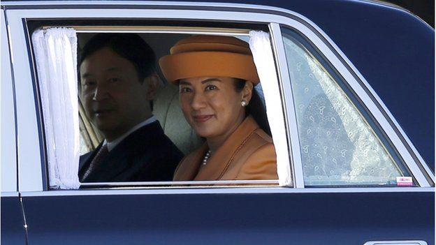 Japan’s Crown Princess Masako and Crown Prince Naruhito leave a welcoming ceremony for King Willem Alexander and Queen Maxima of the Netherlands at the Imperial Palace in Tokyo on 29 October, 2014