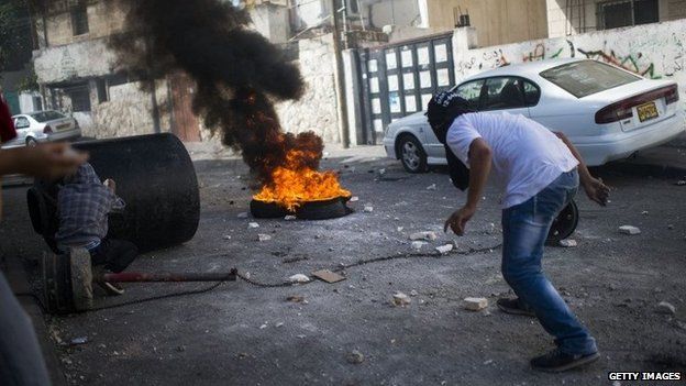 Palestinians in clashes with police as they try to arrest shooting suspect - 30 October