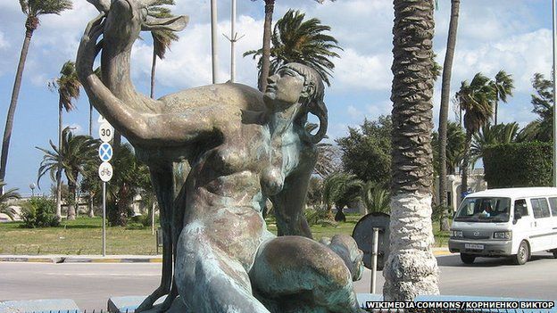 Nude model girl in Tripoli