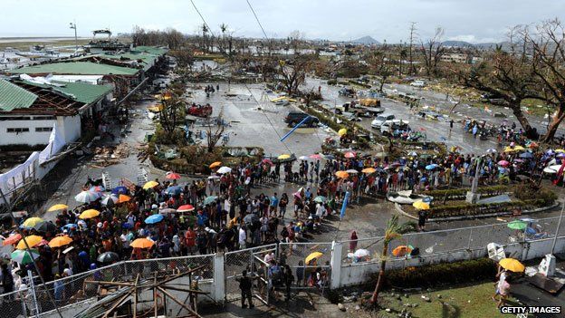 Typhoon Haiyan: The man and the boy who saved each other - BBC News