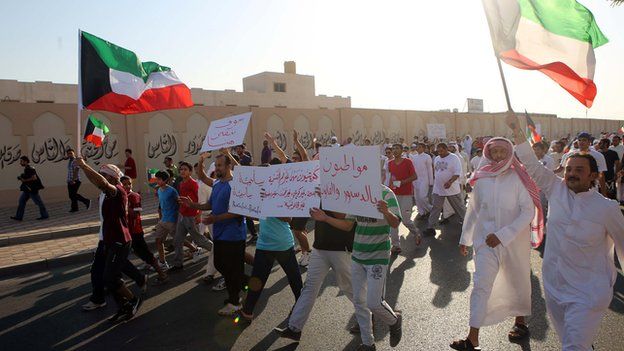 Stateless Arabs, known as Bidun, demand Kuwaiti citizenship and basic rights, in Jahra. 2 October 2013
