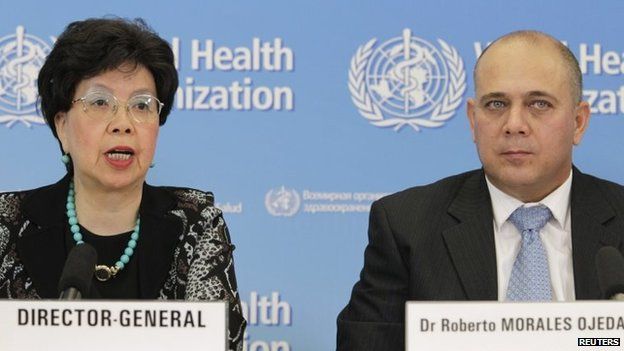 World Health Organization (WHO) Director-General Margaret Chan (left) and Cuba's Minister of Public Health Roberto Morales Ojeda during a news conference at the WHO headquarters in Geneva on 12 September , 2014