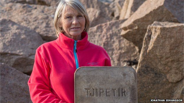 Lisbeth with a Tjipetir block found in March on a beach at the village of Heestrand on the west coast of Sweden.