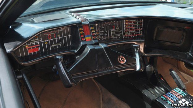 within Kitt's dashboard was an electronic jammer