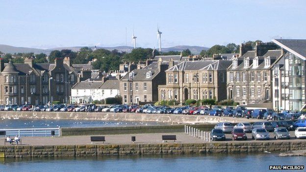 Broughty Ferry Pipped To UK's Best Neighbourhood Award - BBC News