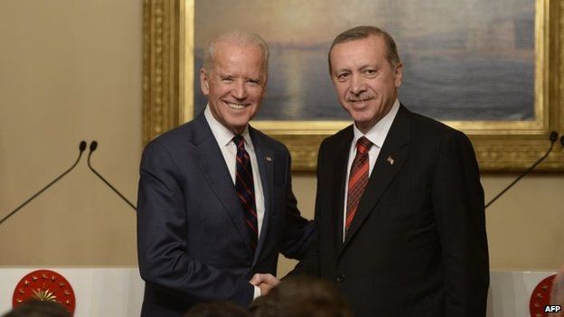 US Vice President Joe Biden (left) with Turkish President Recep Tayyip Erdogan in Istanbul, 22 November 2014