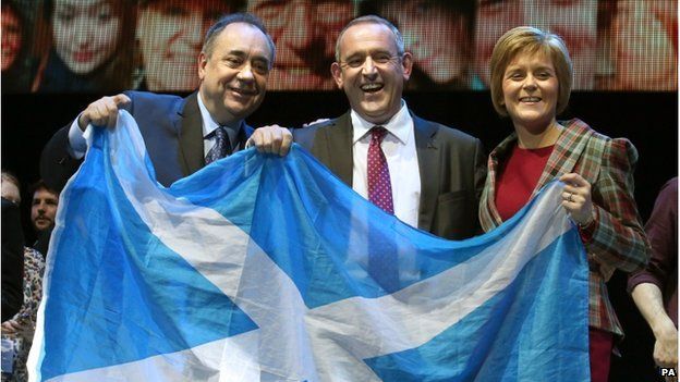 Nicola Sturgeon was supported by SNP deputy Leader Stewart Hosie and former First Minister Alex Salmond