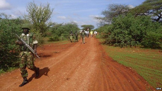 Kenya bus attack: Military 'kills 100 Shabab militants' - BBC News