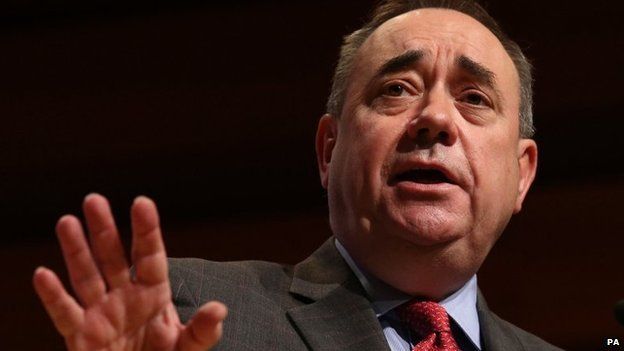 Alex Salmond wins Spectator's politician of year award - BBC News