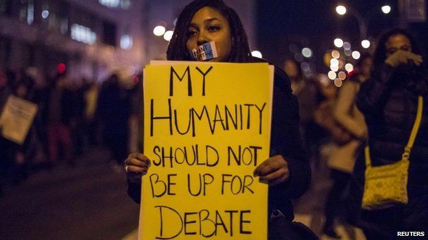 A female protester appeared in New York on 4 December 2014