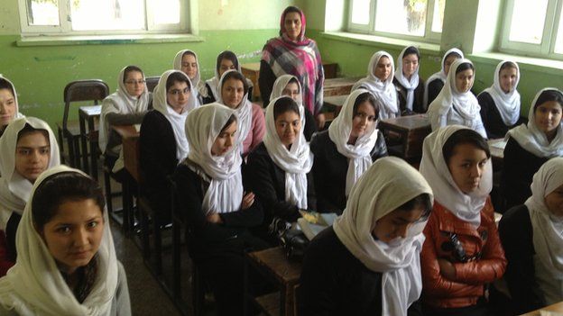 An English class at Zarghuna Girls' School in Kabul