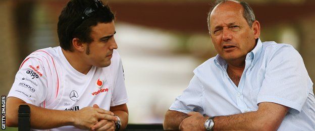 Fernando Alonso and Ron Dennis in the paddock during the build up to the Bahrain Formula One Grand Prix in April 2007
