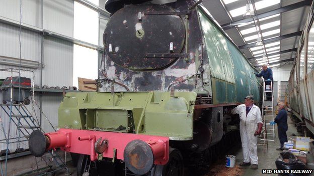 Churchill locomotive being restored at Mid-Hants Railway