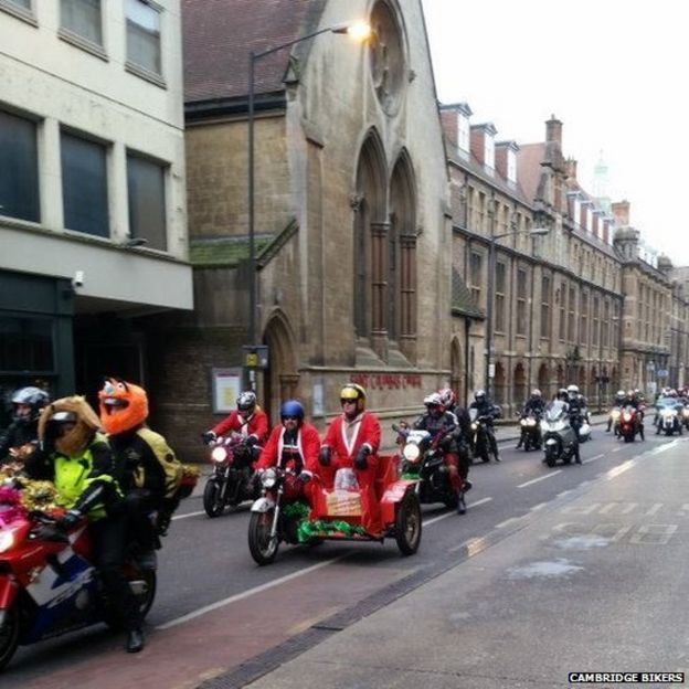 Cambridge motorbike Santa toy run attracts hundreds BBC News