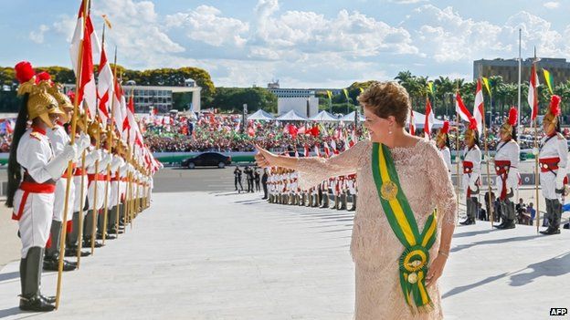 Dilma supporters outside the Planalto Palace