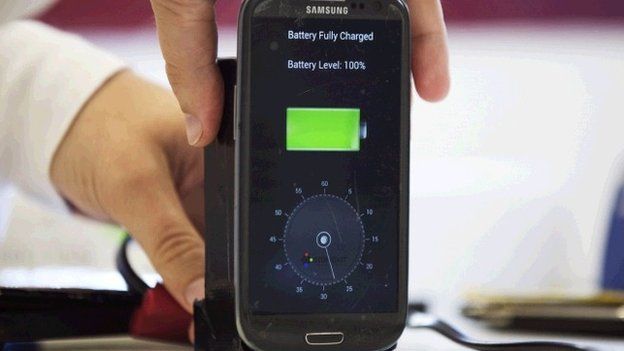 Demo of mobile phone charging in under 30 seconds