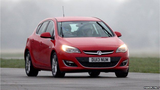 Ed crashes 'reasonably priced car' on Top Gear track - BBC News