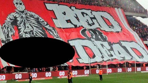 Standard Liege 'Red or Dead' banner
