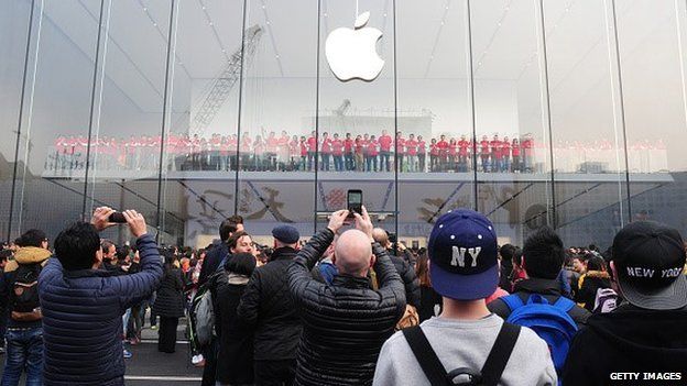 The Apple flagship store opens at Pinghai Road on January 24, 2015 in Hangzhou, Zhejiang province of China