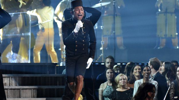 Pharrell Williams Performs 'Happy' at 2015 Grammy Awards