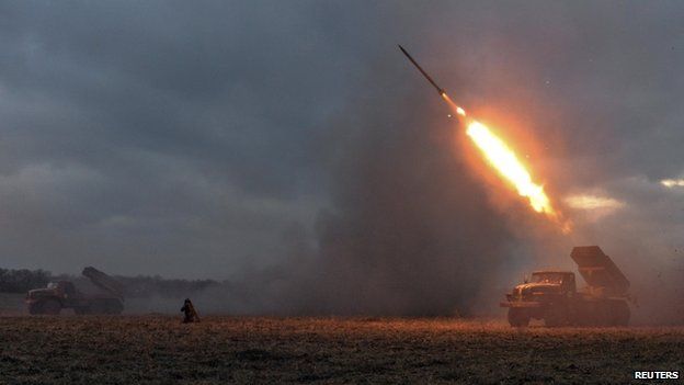 Ukrainian forces launch Grad rocket towards rebels near Debaltseve (9 Feb)