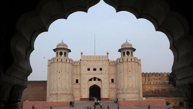 Pakistani tourists visit the Lahore Fort in Lahore on February 13, 2010.