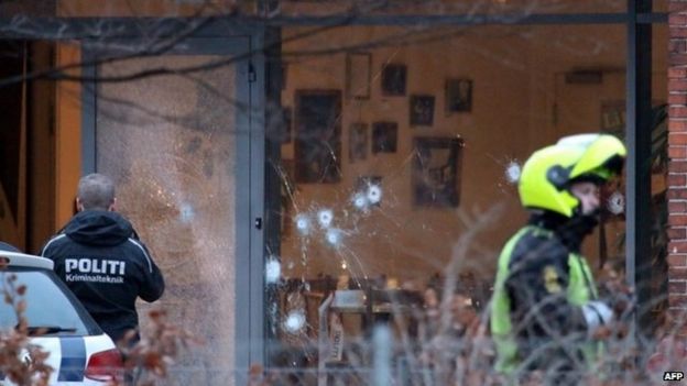 Copenhagen shootings: Police kill 'gunman' after two attacks - BBC News