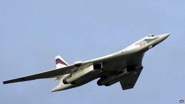 A supersonic Tu-160 strategic bomber