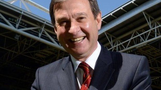 Roger Lewis