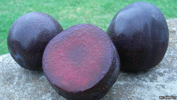 Can an Australian superfood plum help lose weight? - BBC