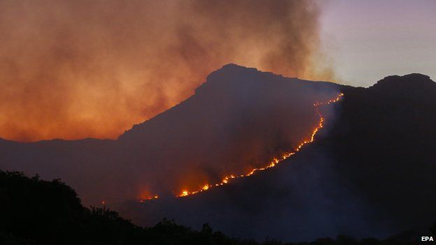 A runaway fire on Chapman's Peak, Cape Town
