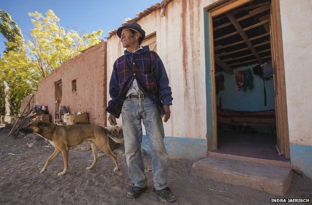 Don Roberto Placa with his dog