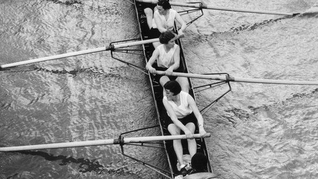 Women's Boat Race in the 1930s