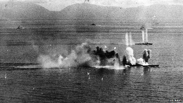 The Musashi coming under sustained attack by US aircraft in 1944
