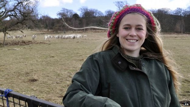 Ellie Crossley named first female Chillingham Cattle warden - BBC News