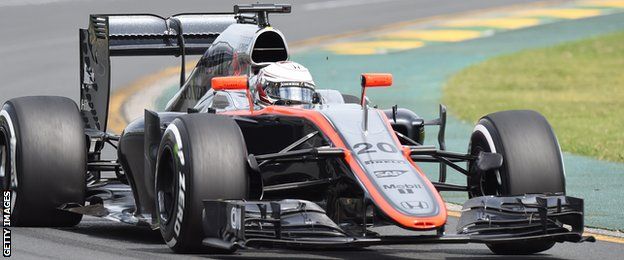 Kevin Magnussen driving for McLaren-Honda in qualifying