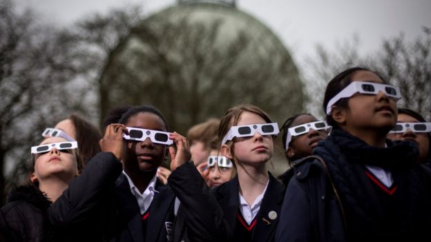 'Breathtaking' solar eclipse witnessed by millions - BBC News