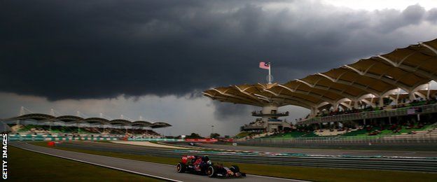 Storm gathers at the Malaysian Grand Prix