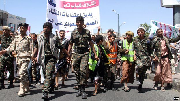 Houthis and supporters take part in a demonstration in the southwestern city of Taez against the Saudi-led military intervention on 29 March, 2015.