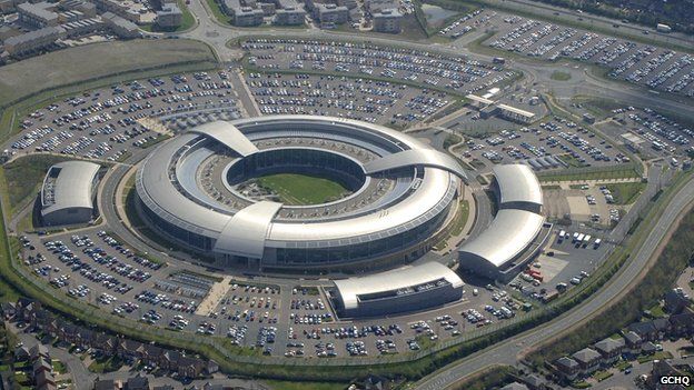 GCHQ summer 'spy school' seeks university recruits - BBC News