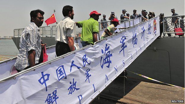Chinese navy receives evacuees from Aden, 2 Apr 15