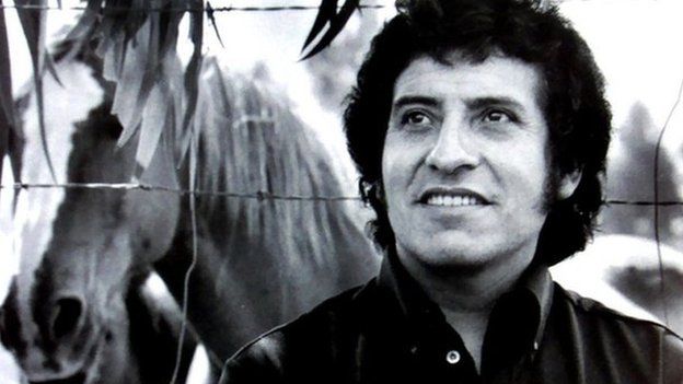 Prominent Chilean folk singer Victor Jara