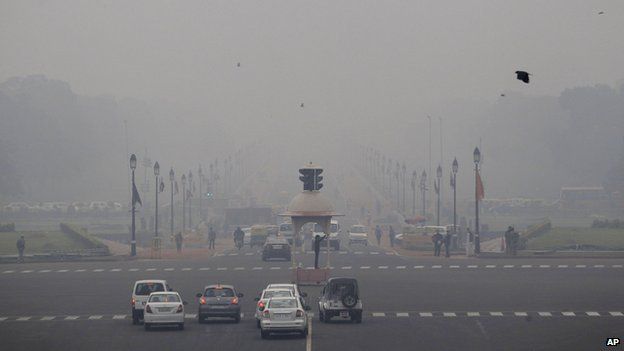 Smog and fog envelop Delhi