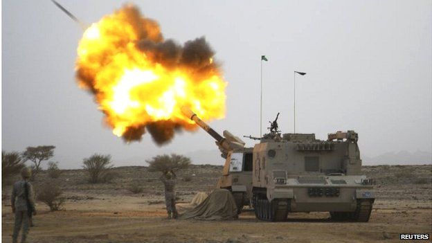 Saudi army fires towards Yemen (15/04/15)